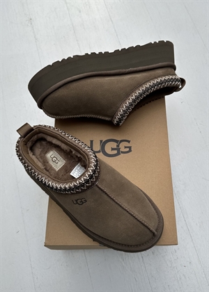 W Tazz shoe Hickory UGG 